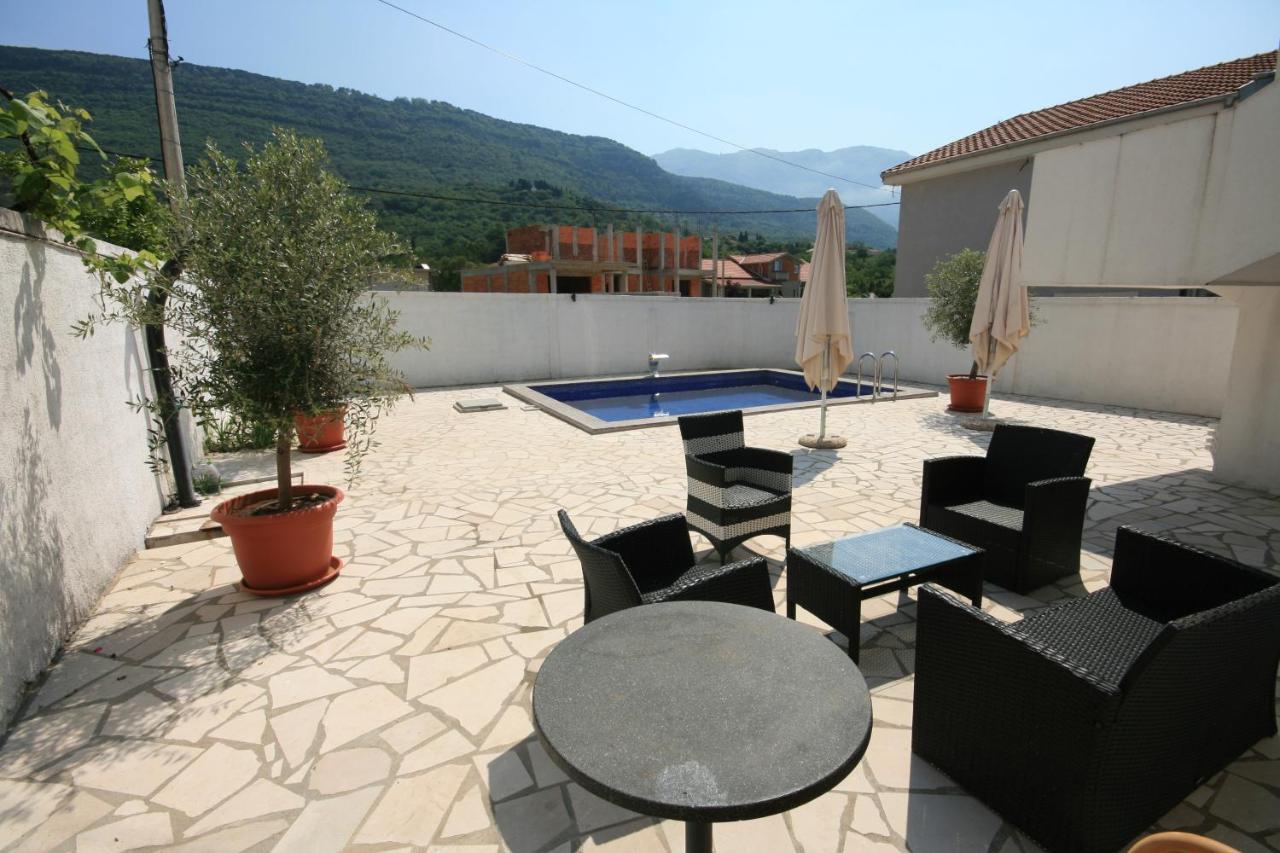 Apartmani Srdanovic Tivat Exterior foto