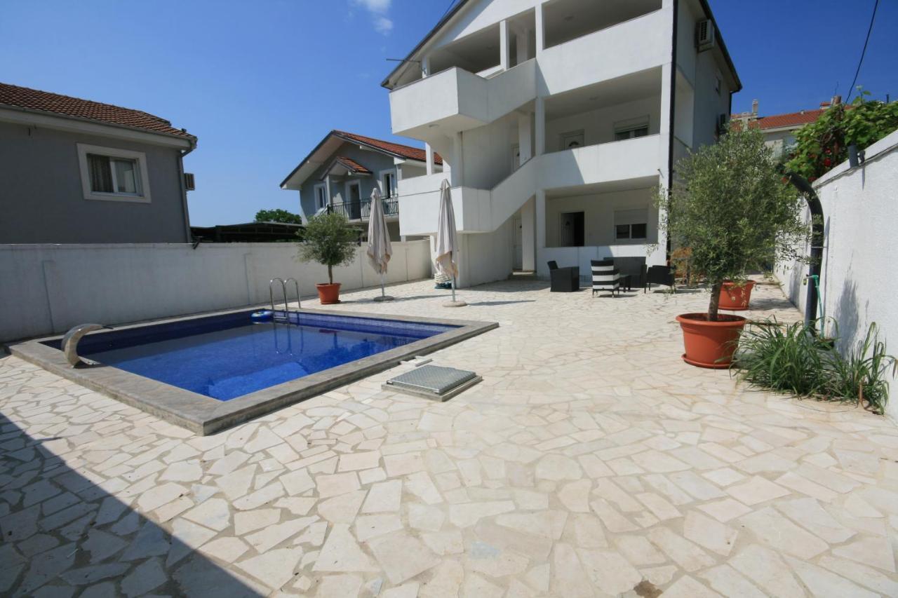 Apartmani Srdanovic Tivat Exterior foto