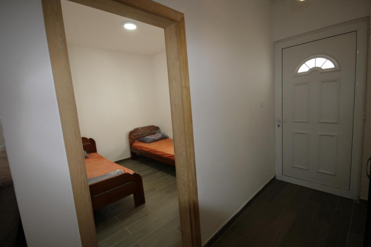 Apartmani Srdanovic Tivat Exterior foto