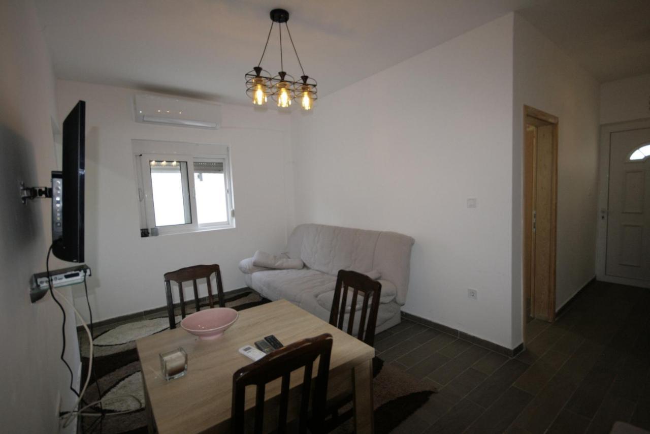 Apartmani Srdanovic Tivat Exterior foto