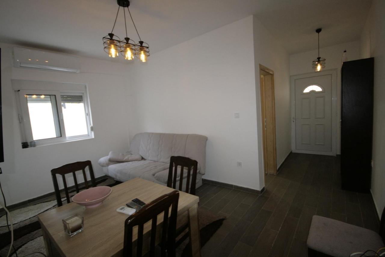 Apartmani Srdanovic Tivat Exterior foto