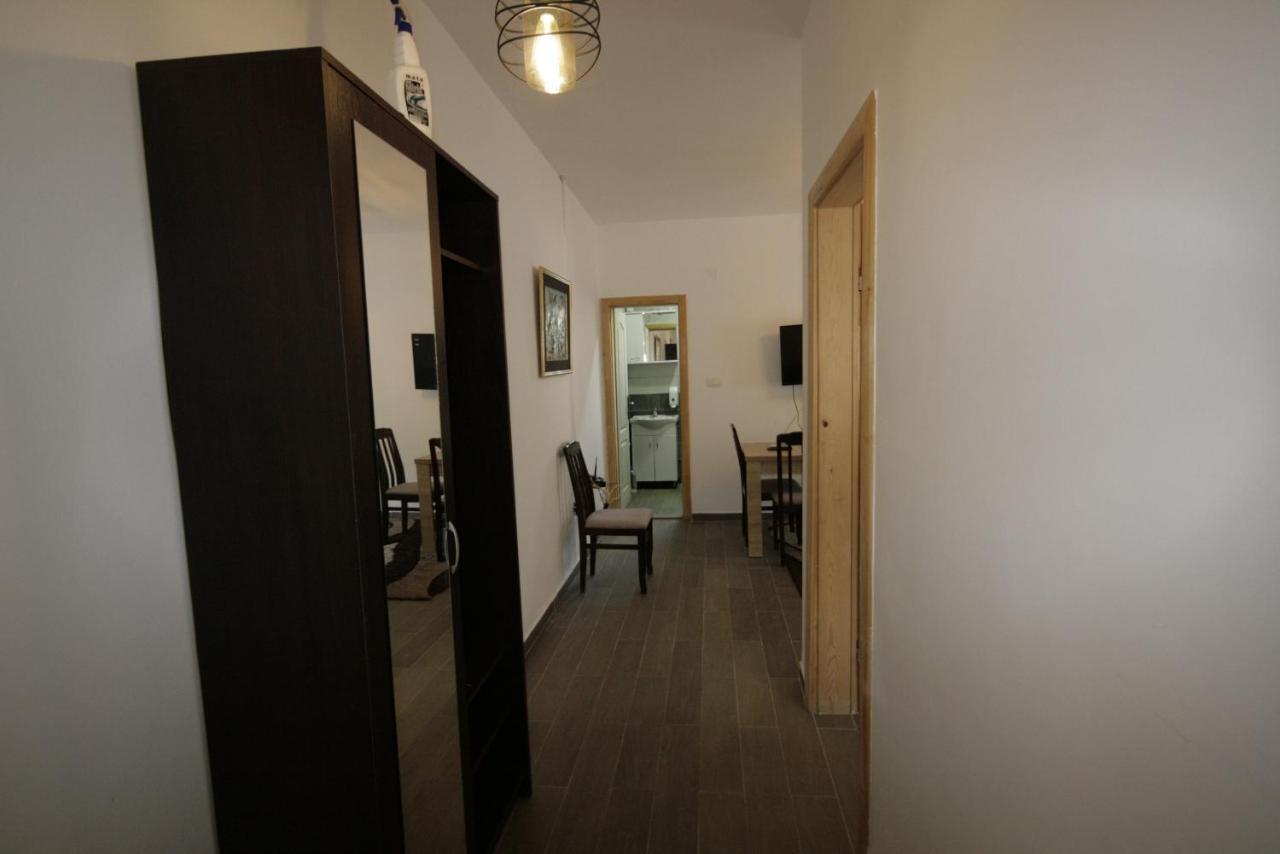 Apartmani Srdanovic Tivat Exterior foto
