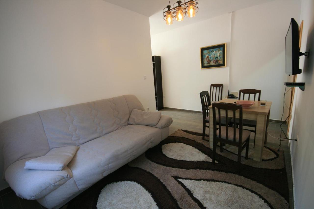 Apartmani Srdanovic Tivat Exterior foto