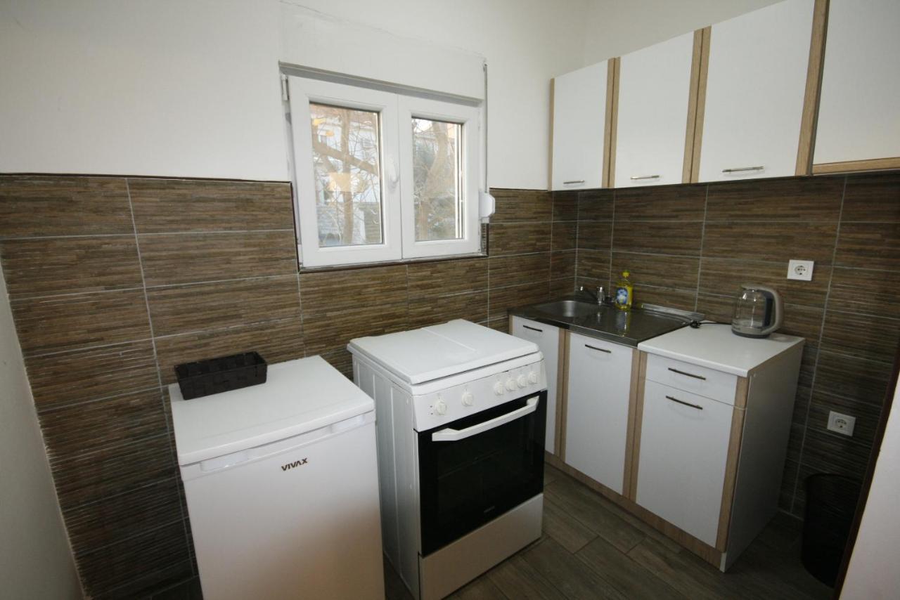 Apartmani Srdanovic Tivat Exterior foto