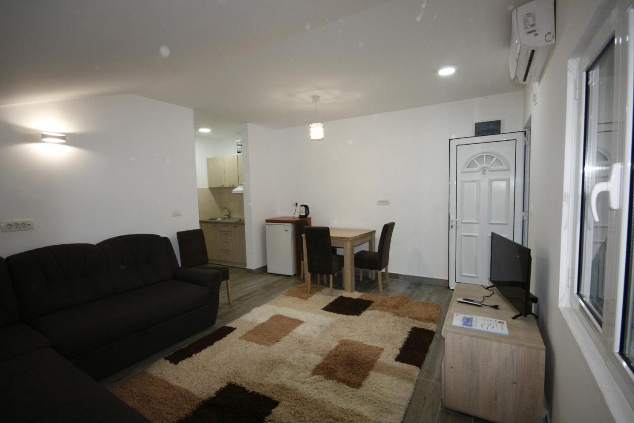 Apartmani Srdanovic Tivat Exterior foto