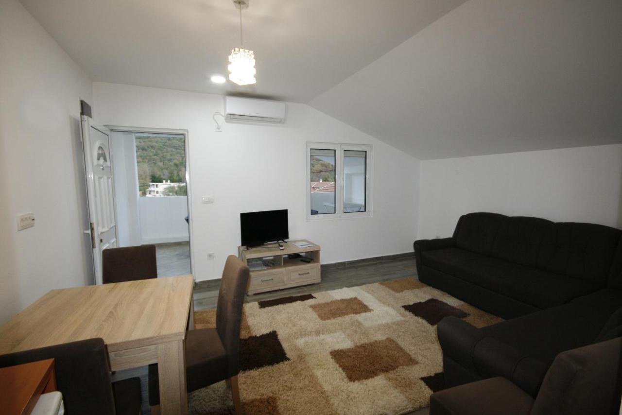 Apartmani Srdanovic Tivat Exterior foto